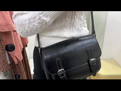 ❤️ Masturbazione pubblica della giovane cagna FeralBerry con un dildo nel camerino Pornoal it.safehaus.top ☑